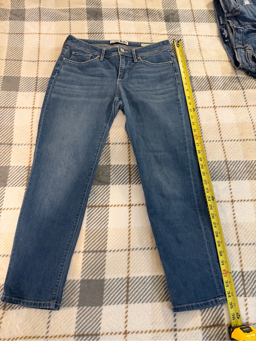Code Bleu Women's Skinny Jeans in Medium Blue Wash